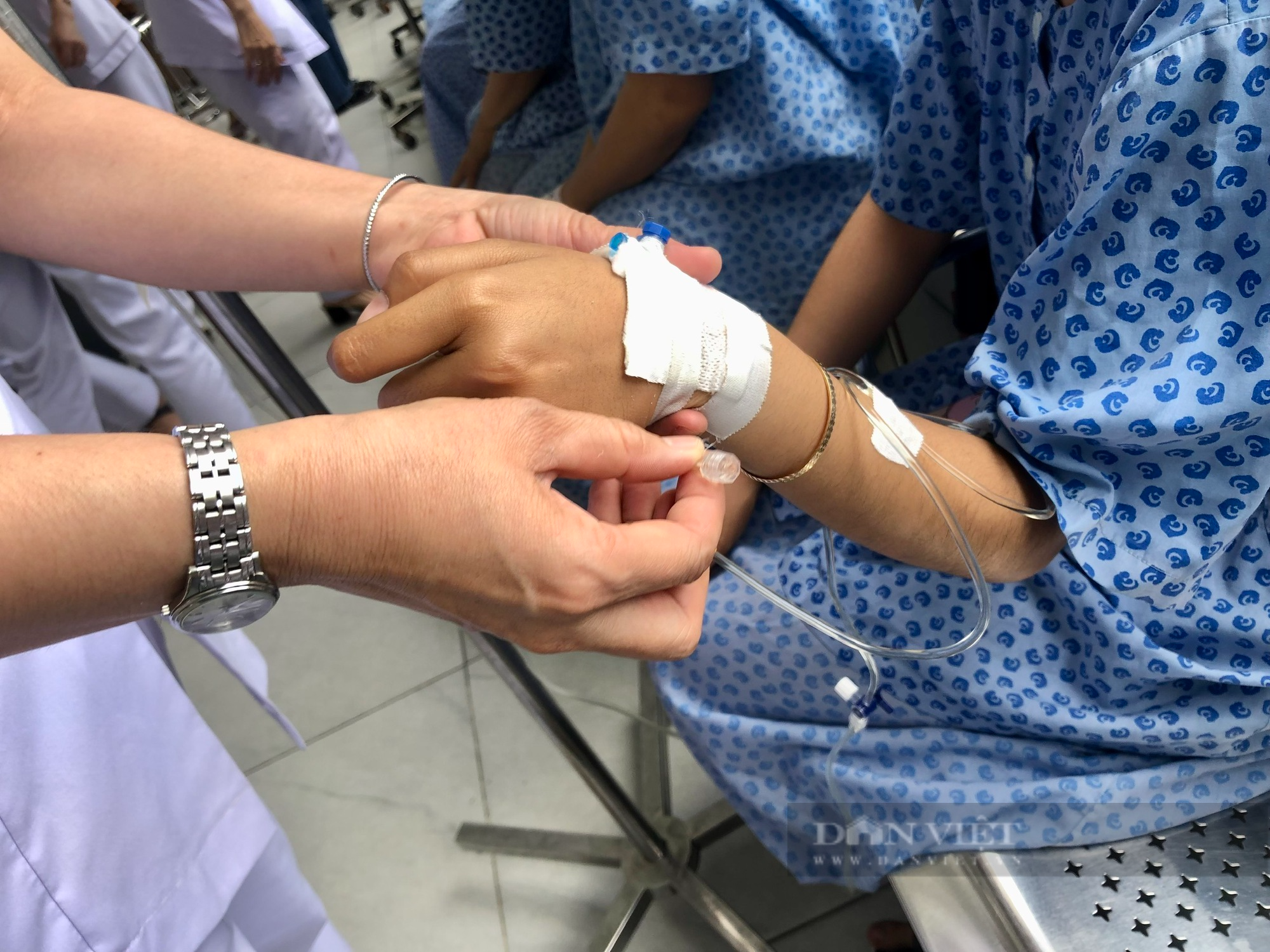 Xoa dịu nỗi đau của bệnh nhân ung thư - Ảnh 4.
