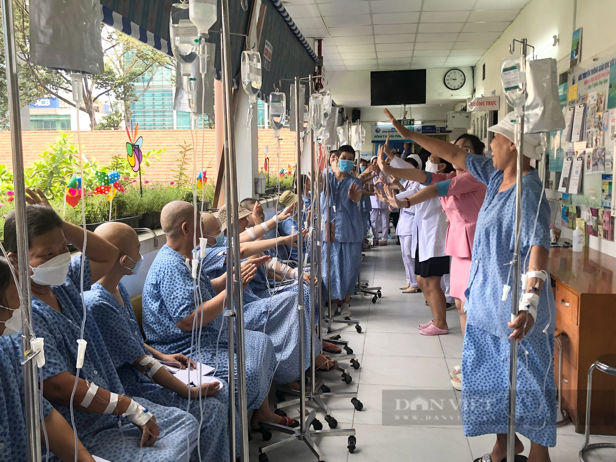 Xoa dịu nỗi đau của bệnh nhân ung thư - Ảnh 9.