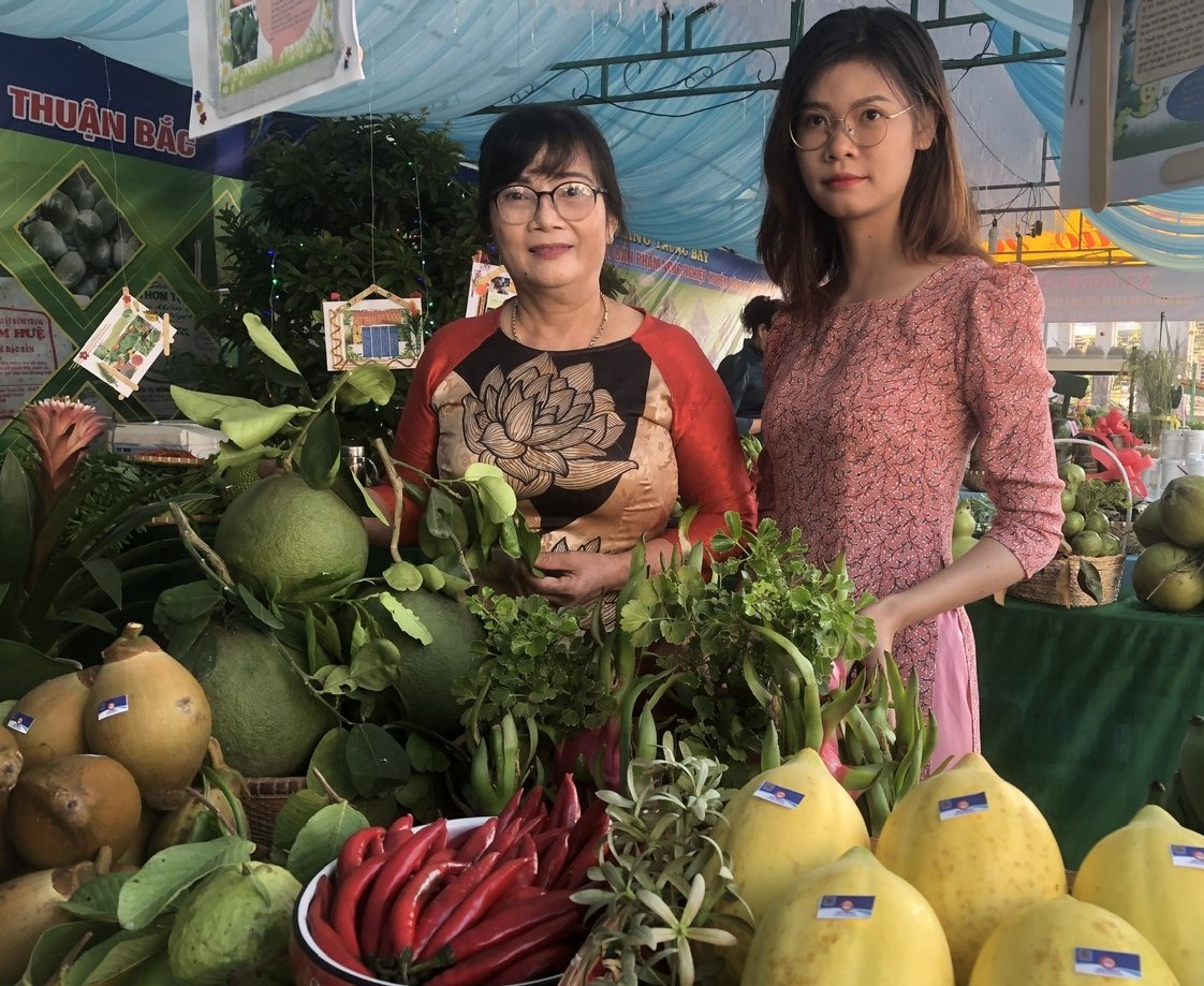Nông dân làm giàu nhờ các công trình thủy lợi và hệ thống giao thông nông thôn rộng mở - Ảnh 9.