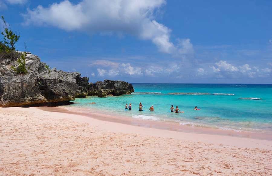 Check-in “Tam giác quỷ” bí ẩn mùa cao điểm du lịch Bermuda - Ảnh 4.