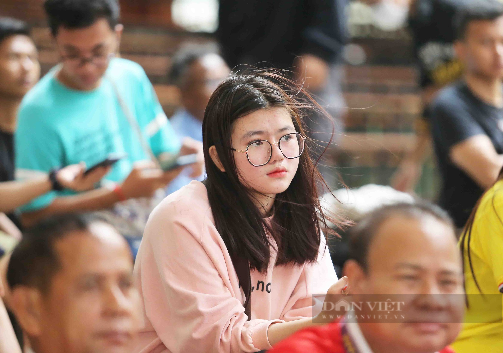 Cận cảnh nhan sắc hotgirl cờ ốc tại SEA Games 32 khiến cánh mày râu quên lối về - Ảnh 9.