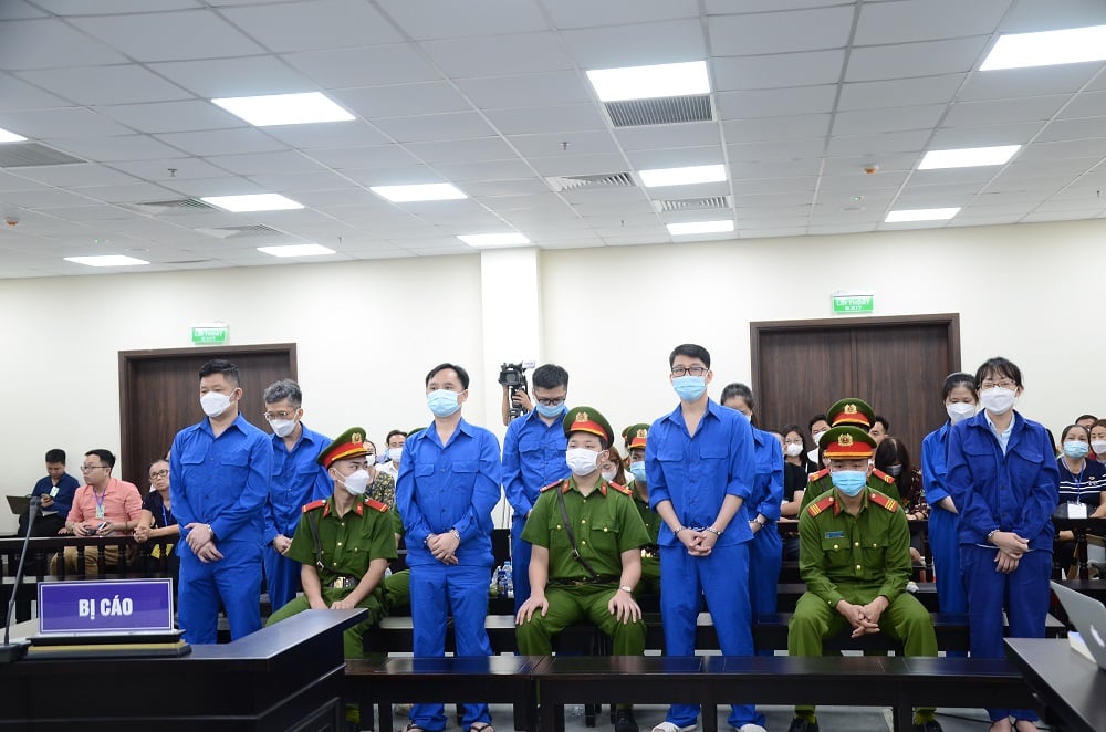 “Lùa gà” thu 154 tỷ, Chủ tịch Louis Holdings Đỗ Thành Nhân bị đề nghị 6-7 năm tù - Ảnh 1.