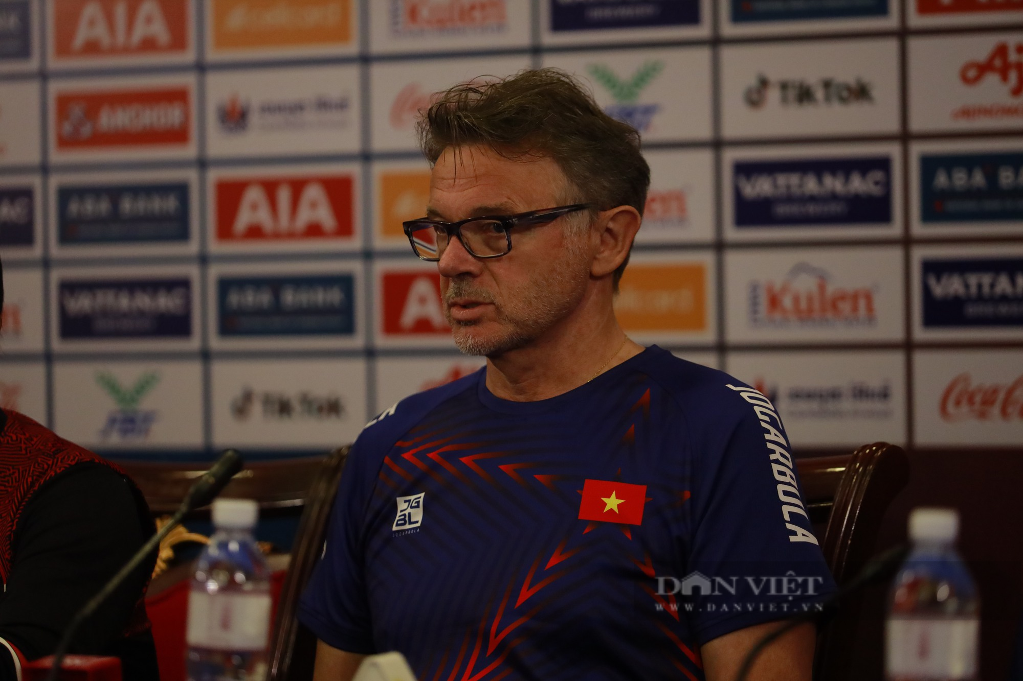 HLV Troussier nói gì trước trận đấu với U22 Indonesia? - Ảnh 1.