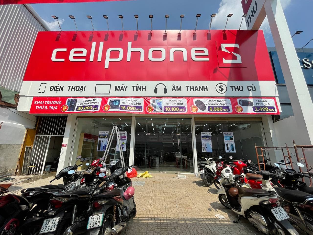 Đại lý chuỗi bán lẻ điện thoại lý giải nguyên nhân &quot;loạn giá&quot; iPhone trên thị trường hiện nay - Ảnh 2.