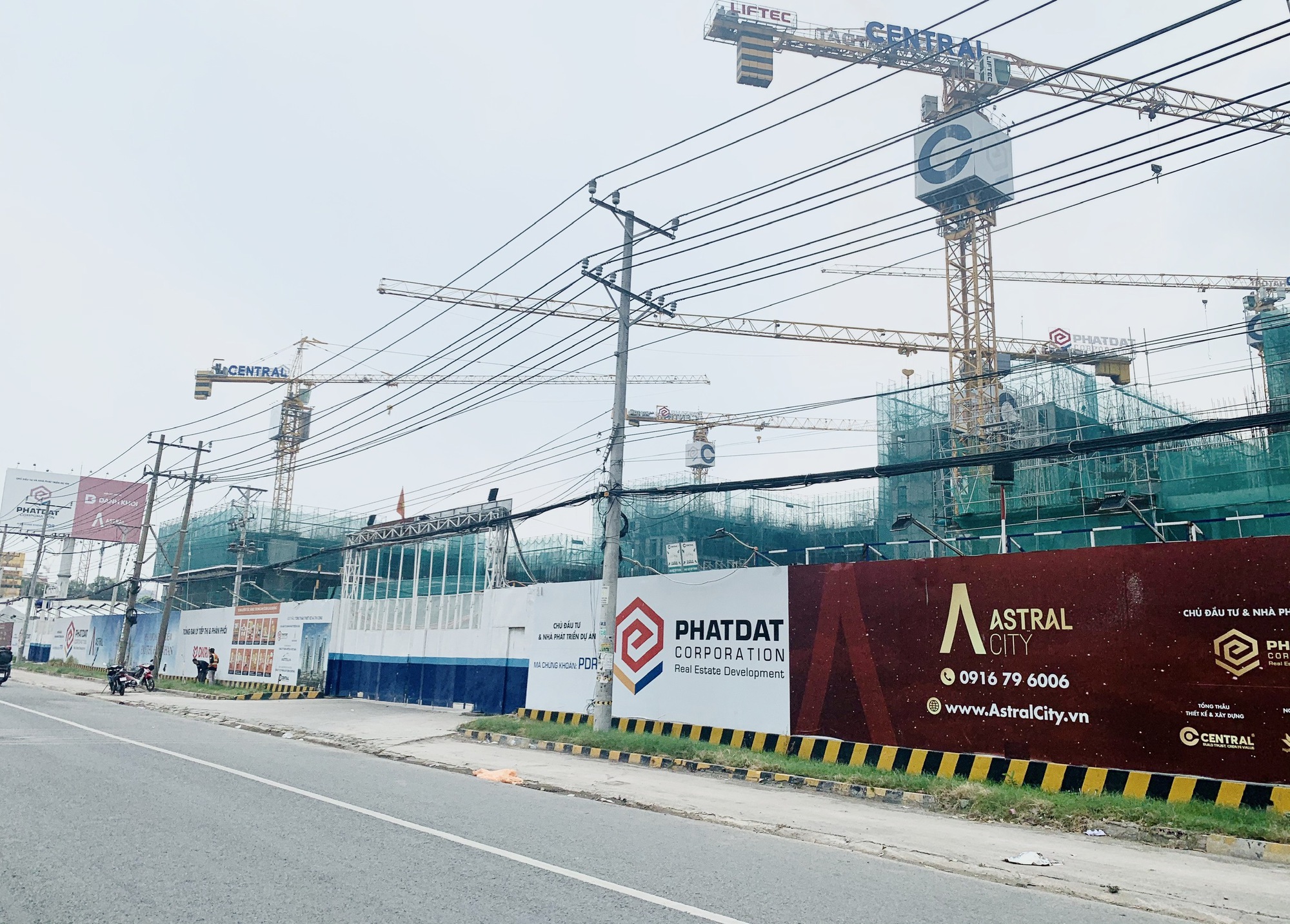 Cuối năm, nhiều dự án bất động sản giáp ranh TP.HCM khởi động - Ảnh 2.