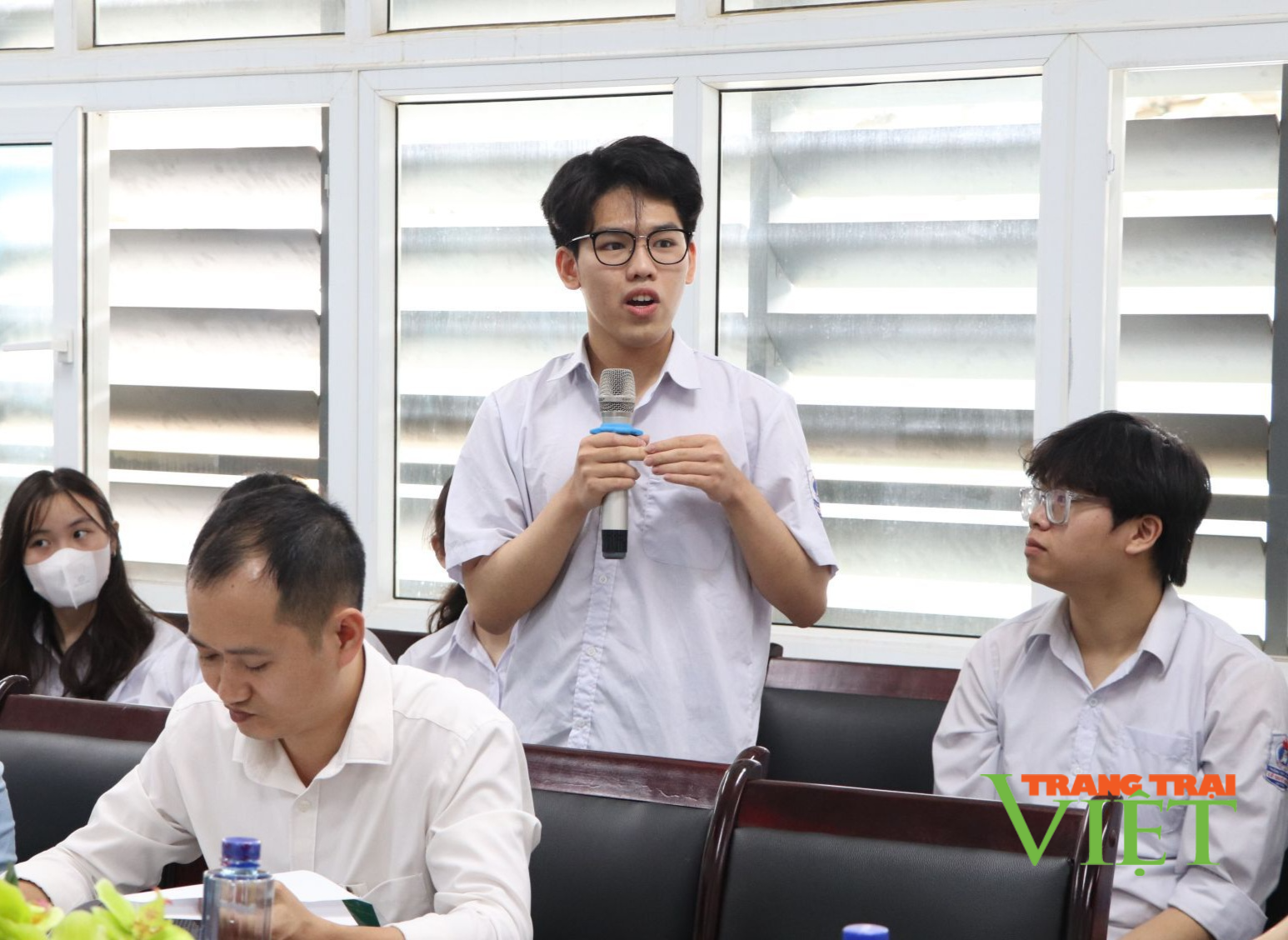 Lai Châu: Hội thảo hành trình khởi nghiệp từ trung học phổ thông - Ảnh 2. Lai Châu: Hội thảo hành trình khởi nghiệp từ trung học phổ thông - Ảnh 2.