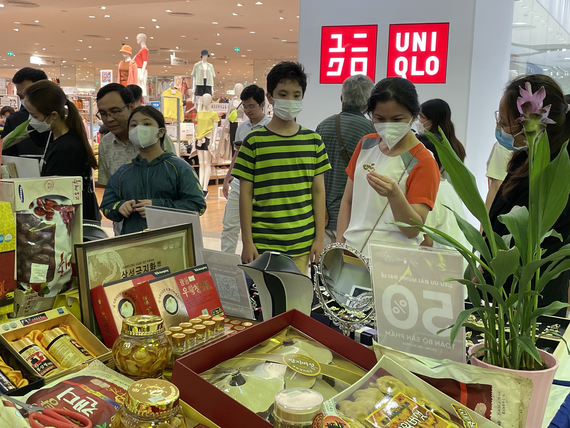 “Sao y bản chính” Vạn Hạnh Mall cho Hùng Vương Plaza, ông Trần Lệ Nguyên liệu có thành công? - Ảnh 3.