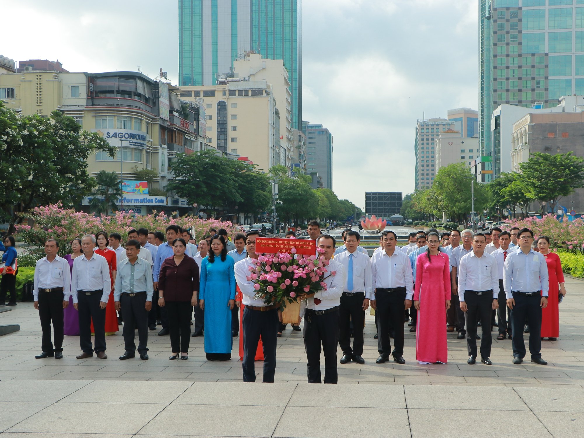 Hội Nông dân TP.HCM biểu dương gương điển hình &quot;Nông dân làm theo lời Bác&quot; - Ảnh 6.