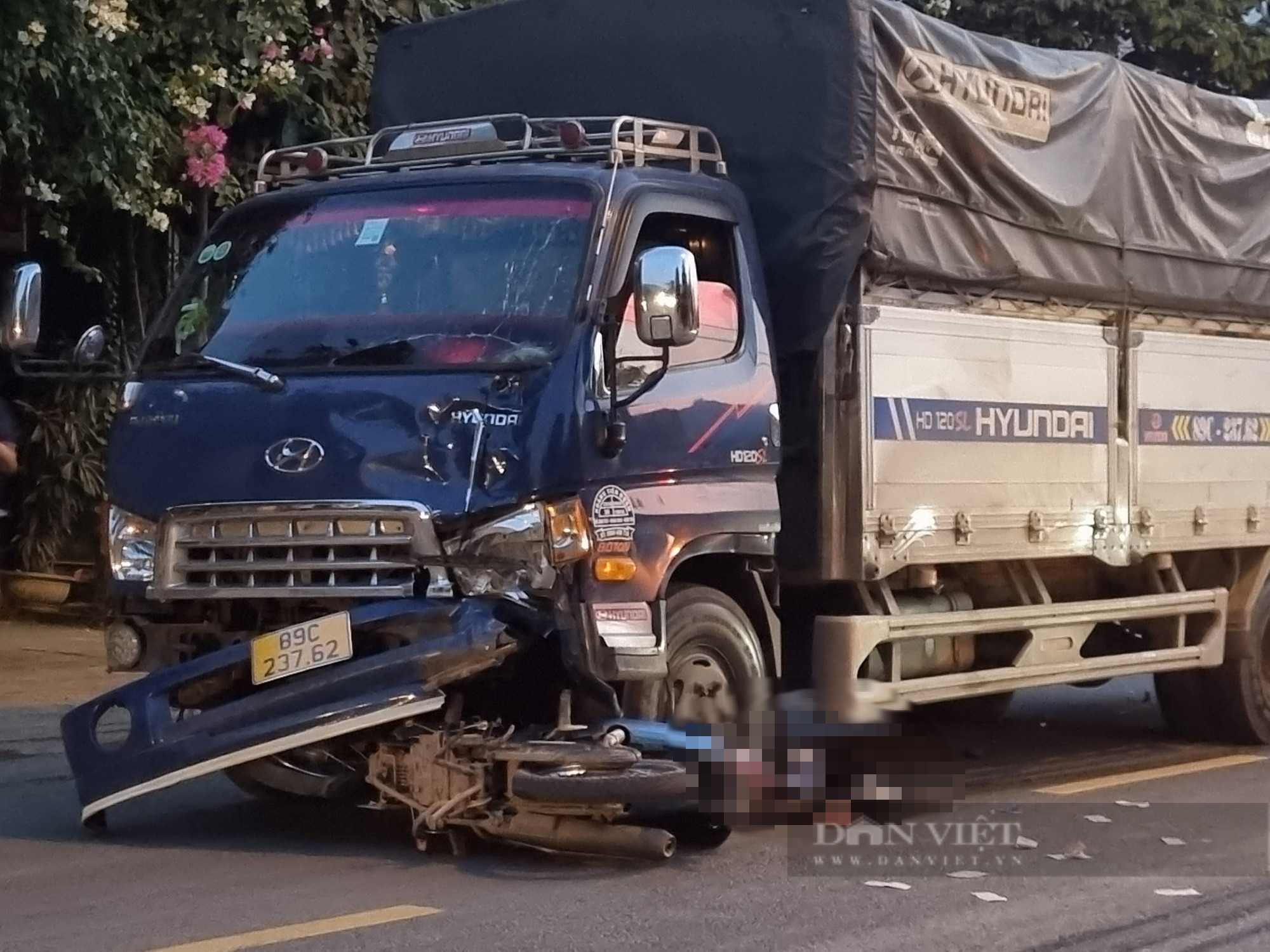 2 nạn nhân tử vong do TNGT ở Hòa Bình đều thuộc diện khó khăn - Ảnh 3.