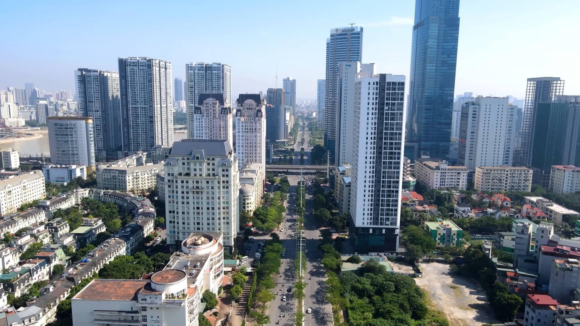 Nguyên nhân khiến giá bất động sản khó giảm bất chấp thị trường trầm lắng? - Ảnh 1.