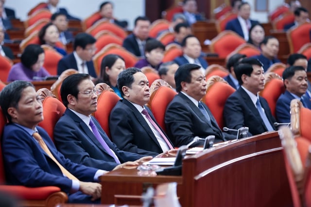 Từ kết quả, kinh nghiệm việc lấy phiếu tín nhiệm của Trung ương, tổ chức xây dựng quy hoạch cán bộ lãnh đạo - Ảnh 1.
