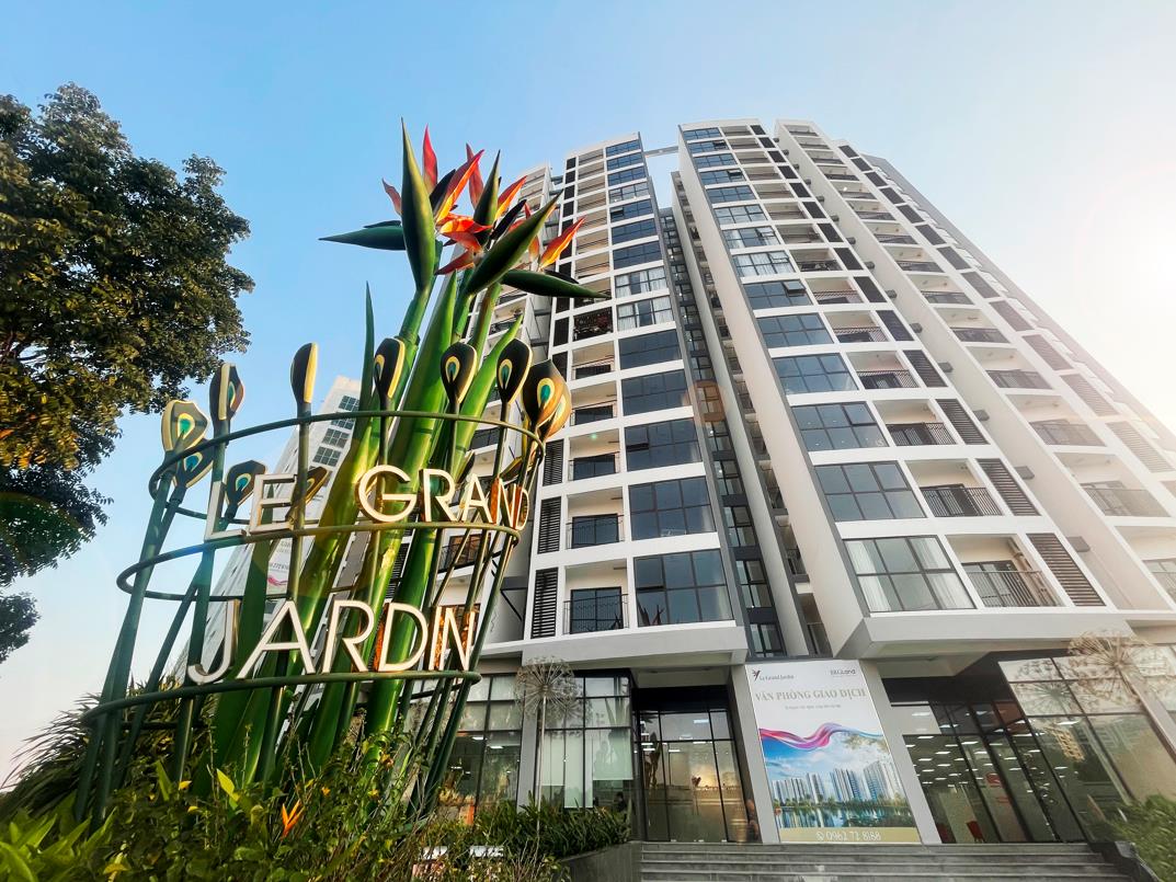 Căn hộ cao cấp Le Grand Jardin – Sống sang giữa miền xanh - Ảnh 1.