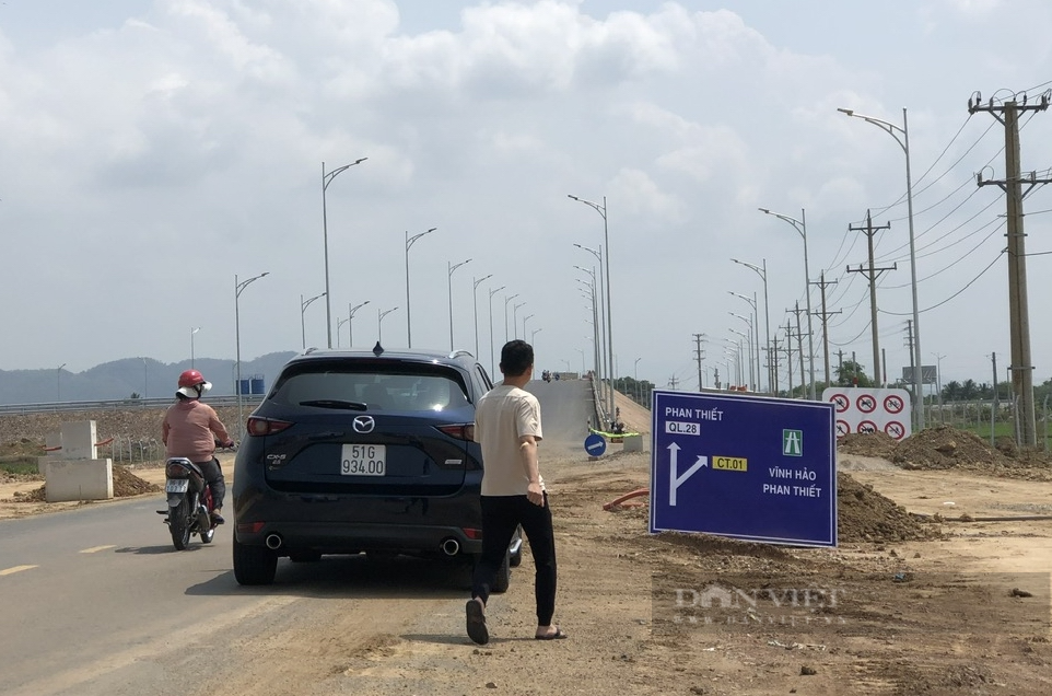 Cung bậc cảm xúc và những lưu ý khi vi vu trên cao tốc Vĩnh Hảo - Phan Thiết - Ảnh 2.