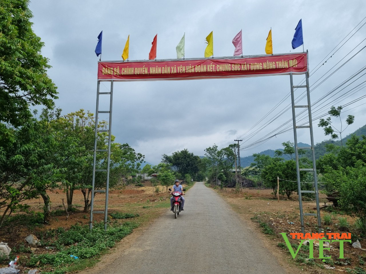 Yên Hòa "thay da, đổi thịt" nhờ nông thôn mới - Ảnh 5. Yên Hòa "thay da, đổi thịt" nhờ nông thôn mới - Ảnh 5.
