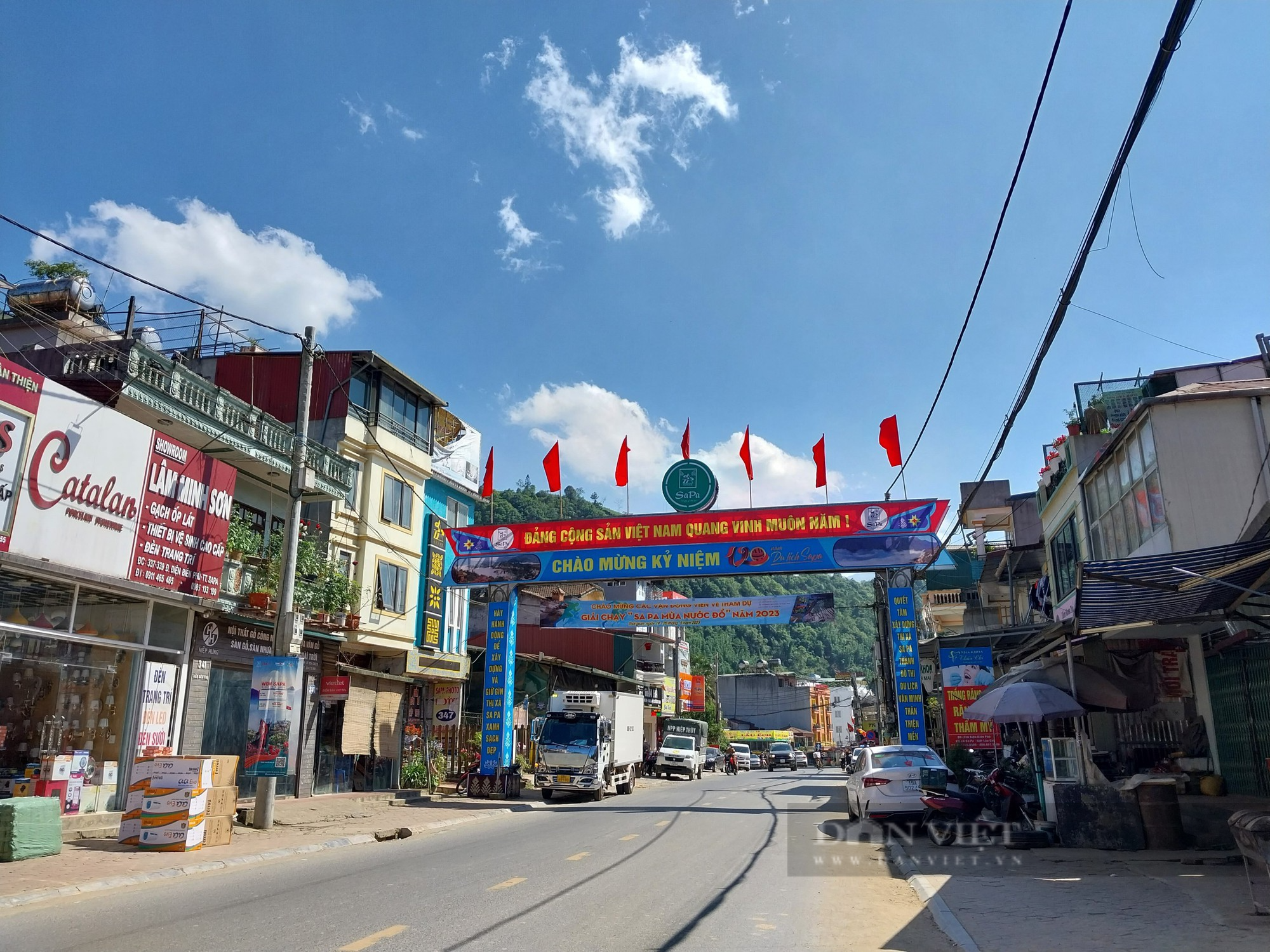 Du khách lên tránh nắng nóng Sa Pa - Ảnh 12.