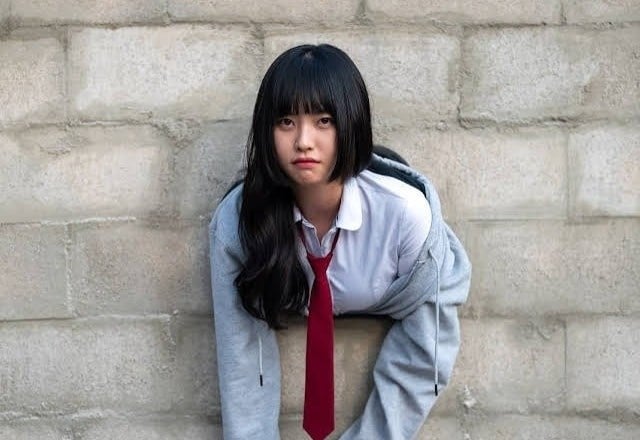 Phim chiếu mạng Hàn Quốc bị cho là tục tĩu - Ảnh 1.