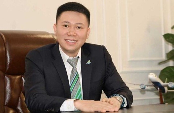 Doanh nhân tuần qua: Biến động ghế nóng, loạt tập đoàn và ngân hàng thay CEO - Ảnh 2.