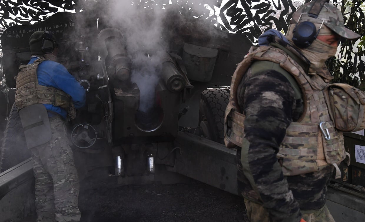 Bên trong 'cối xay thịt Bakhmut': Cách Nga buộc Ukraine rút lui khỏi Bakhmut- 'pháo đài' ở Donbass  - Ảnh 6.