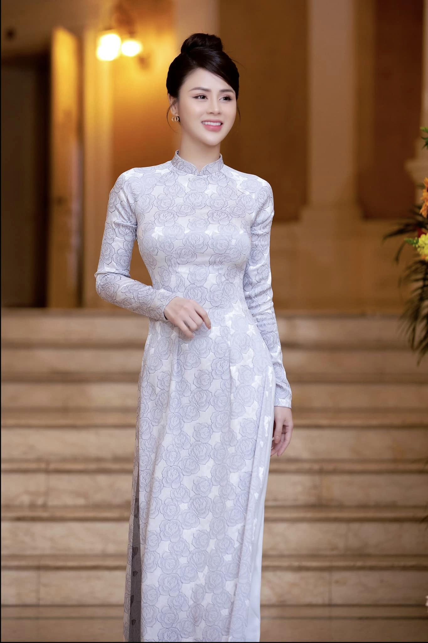 Nhan sắc của diễn viên Lương Thu Trang đã thay đổi như thế nào qua từng phim truyền hình? - Ảnh 9.