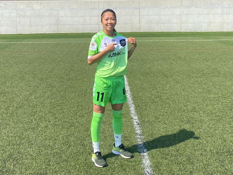 Lank FC níu kéo và tăng lương gấp đôi, Huỳnh Như phản ứng ra sao? - Ảnh 1.