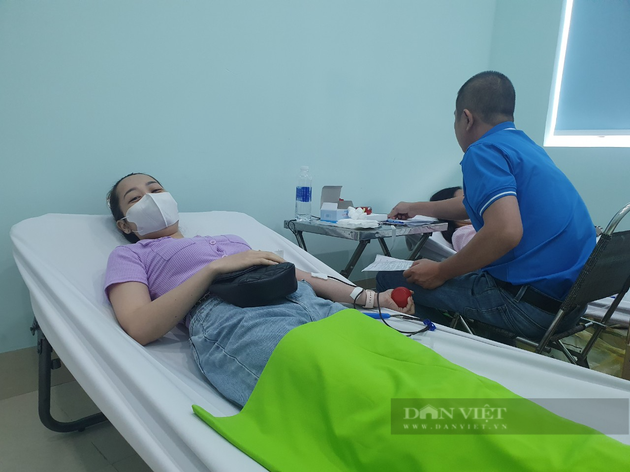 Đồng Nai: Bí thư Tỉnh ủy Nguyễn Hồng Lĩnh cùng nhiều lãnh đạo tham gia hiến máu tình nguyện  - Ảnh 2.