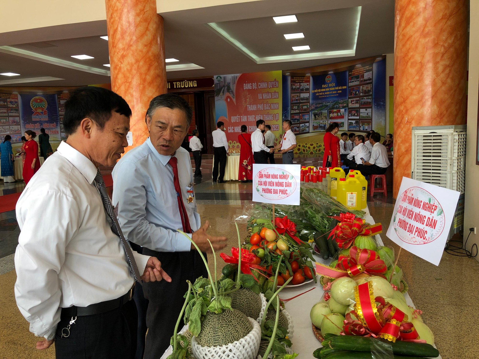 Ông Nguyễn Văn Đạt tái đắc cử Chủ tịch Hội Nông dân thành phố Bắc Ninh - Ảnh 4.