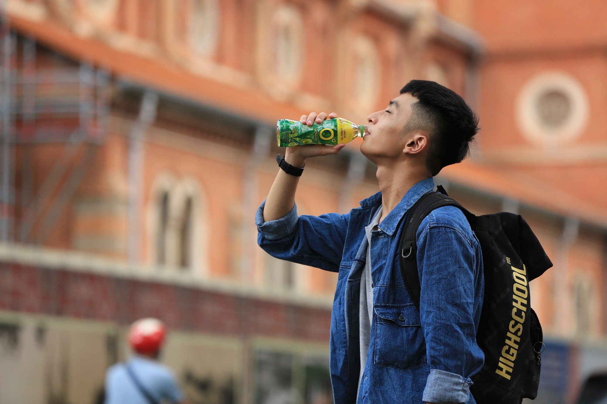 Người trẻ giải tỏa căng thẳng, mệt mỏi thế nào trong ngày nắng nóng gay gắt? - Ảnh 2.