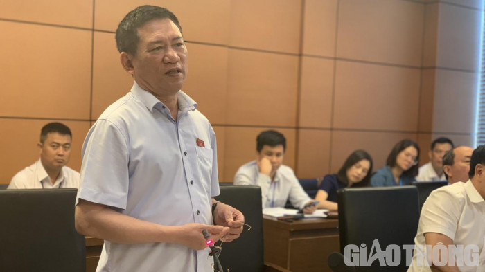 Bộ trưởng Tài chính: &quot;Có lúc, sửa 1 cái hàng rào cũng chờ vốn đầu tư công&quot; - Ảnh 1.