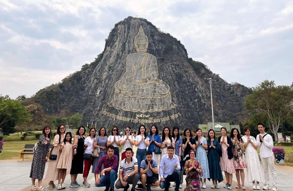 Tour &quot;trốn nóng&quot; hút khách nhưng doanh nghiệp đau đầu vì giá dịch vụ tăng - Ảnh 6.