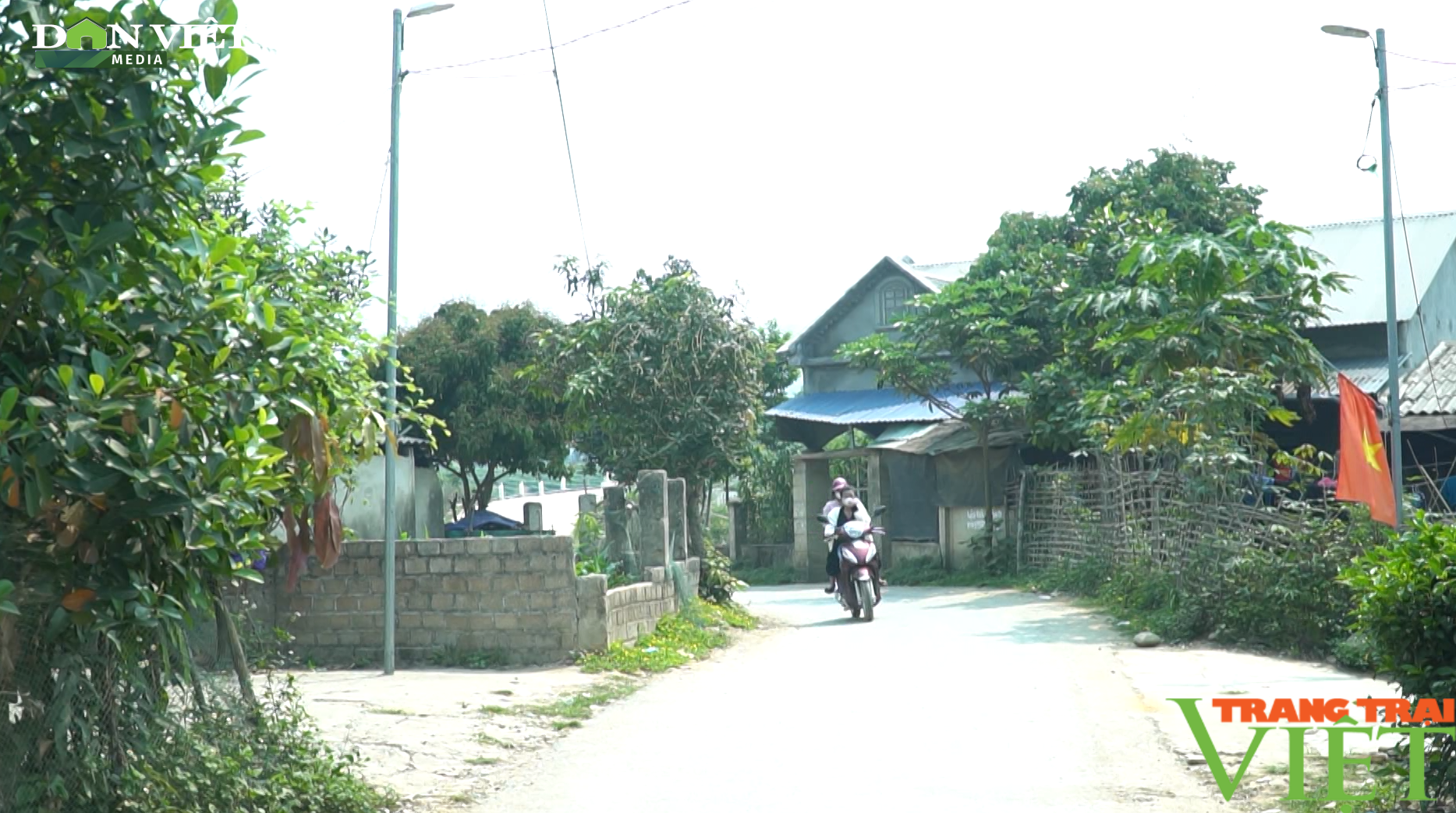 Giao thông được làm mới, nông dân thay đổi phương thức sản xuất, bản làng ở Mường Khoa thêm trù phú - Ảnh 2. Giao thông được làm mới, nông dân thay đổi phương thức sản xuất, bản làng ở Mường Khoa thêm trù phú - Ảnh 2.