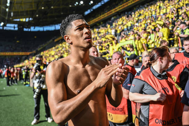 Tuột chức vô địch Bundesliga, Bellingham khóc nức nở - Ảnh 2.