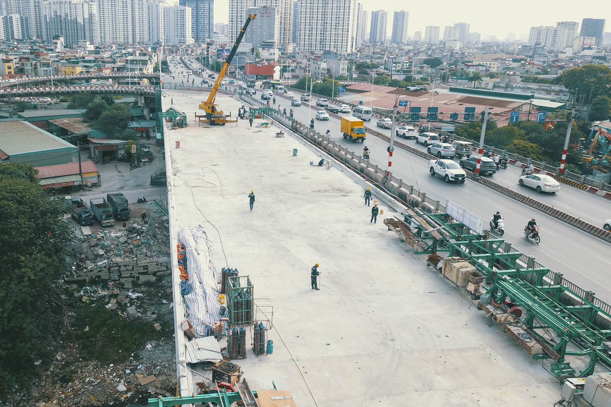Công tác chuẩn bị trước ngày hợp long cầu Vĩnh Tuy 2 - Ảnh 10.