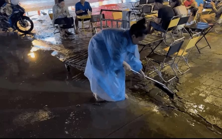 Những lần Lê Dương Bảo Lâm gây tranh cãi vì mải quay clip dìm hàng mà thiếu quan tâm đến vợ - Ảnh 2.
