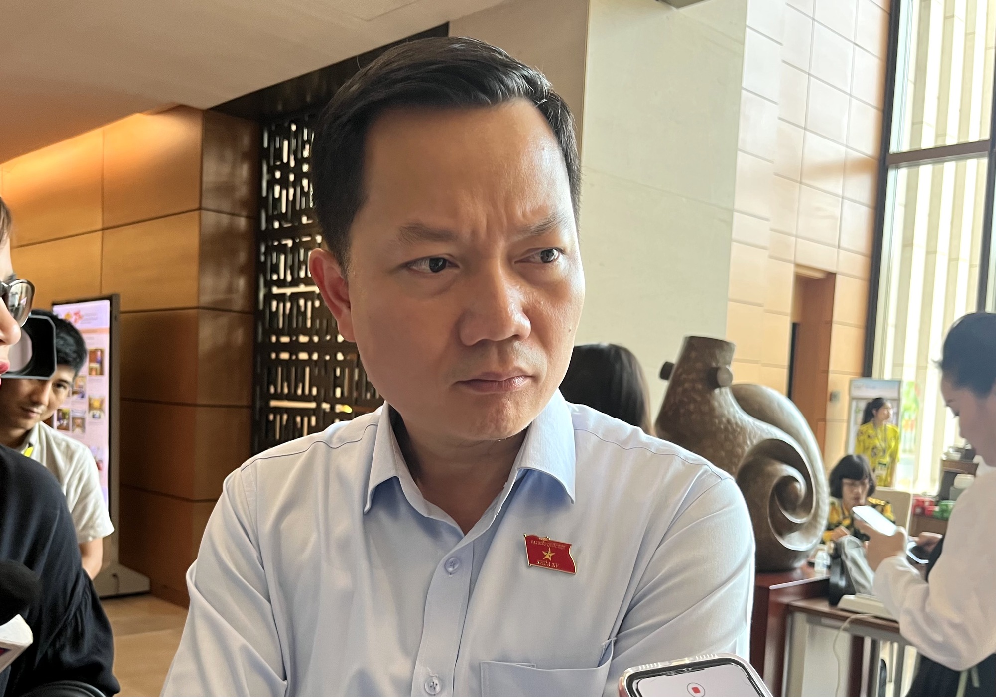 Lấy phiếu tín nhiệm: Cơ hội để cán bộ tự soi rọi lại mình - Ảnh 1.