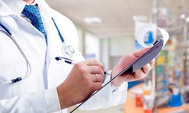 Cấm sử dụng hình bác sĩ để quảng cáo bán hàng đa cấp - Ảnh 1.