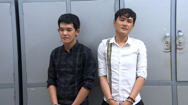 Em vi phạm nồng độ cồn, anh mang dao ra dọa CSGT - Ảnh 1.