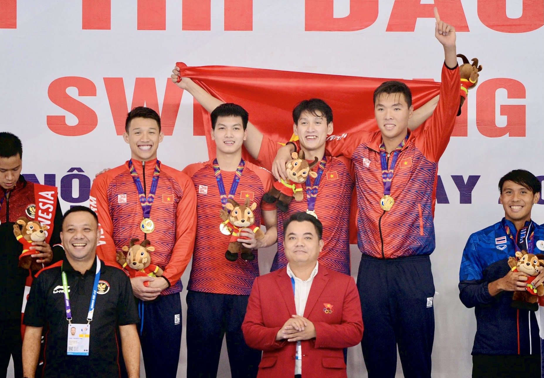 Campuchia &quot;chơi chiêu&quot;, kình ngư Huy Hoàng khó lập &quot;cú đúp vàng&quot; - Ảnh 2.