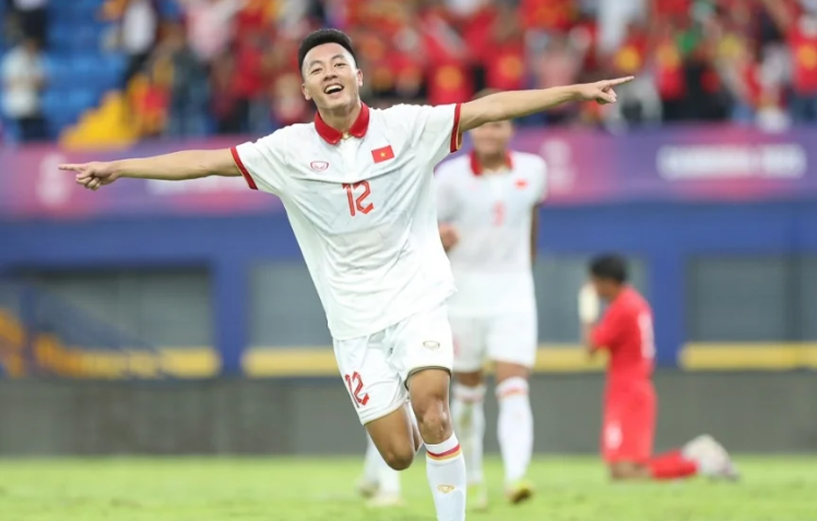 Tin sáng (5/5): Ai là “máy chạy” của U22 Việt Nam tại SEA Games 32? - Ảnh 1.