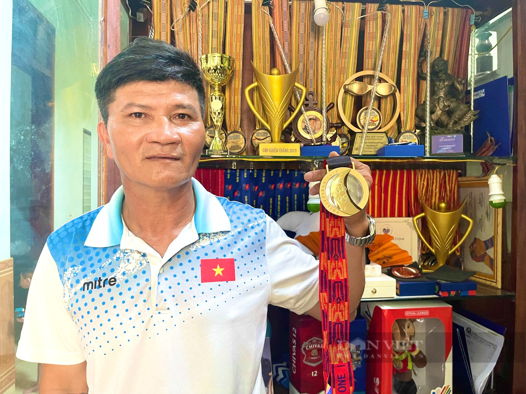 Mới 10 tuổi, kình ngư Trần Hưng Nguyên đã năn nỉ mẹ cho theo bơi lội - Ảnh 3.