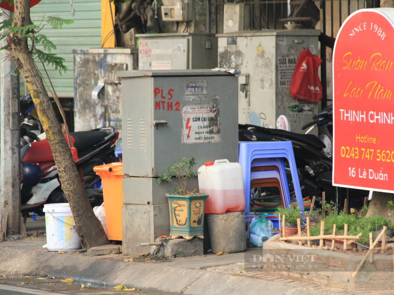 Bất chấp nguy hiểm, nhiều người “ôm” bốt điện mưu sinh - Ảnh 11.