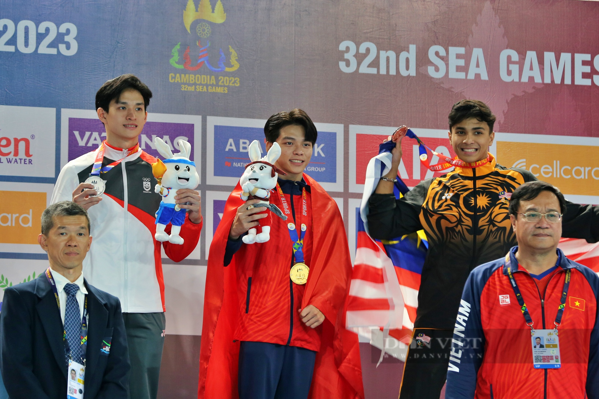 Ảnh: Đinh Phương Thành toả sáng giành HCV xà đơn SEA Games 32 - Ảnh 10.