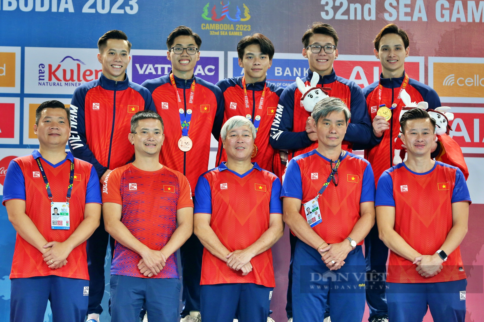 Ảnh: Đinh Phương Thành toả sáng giành HCV xà đơn SEA Games 32 - Ảnh 12.