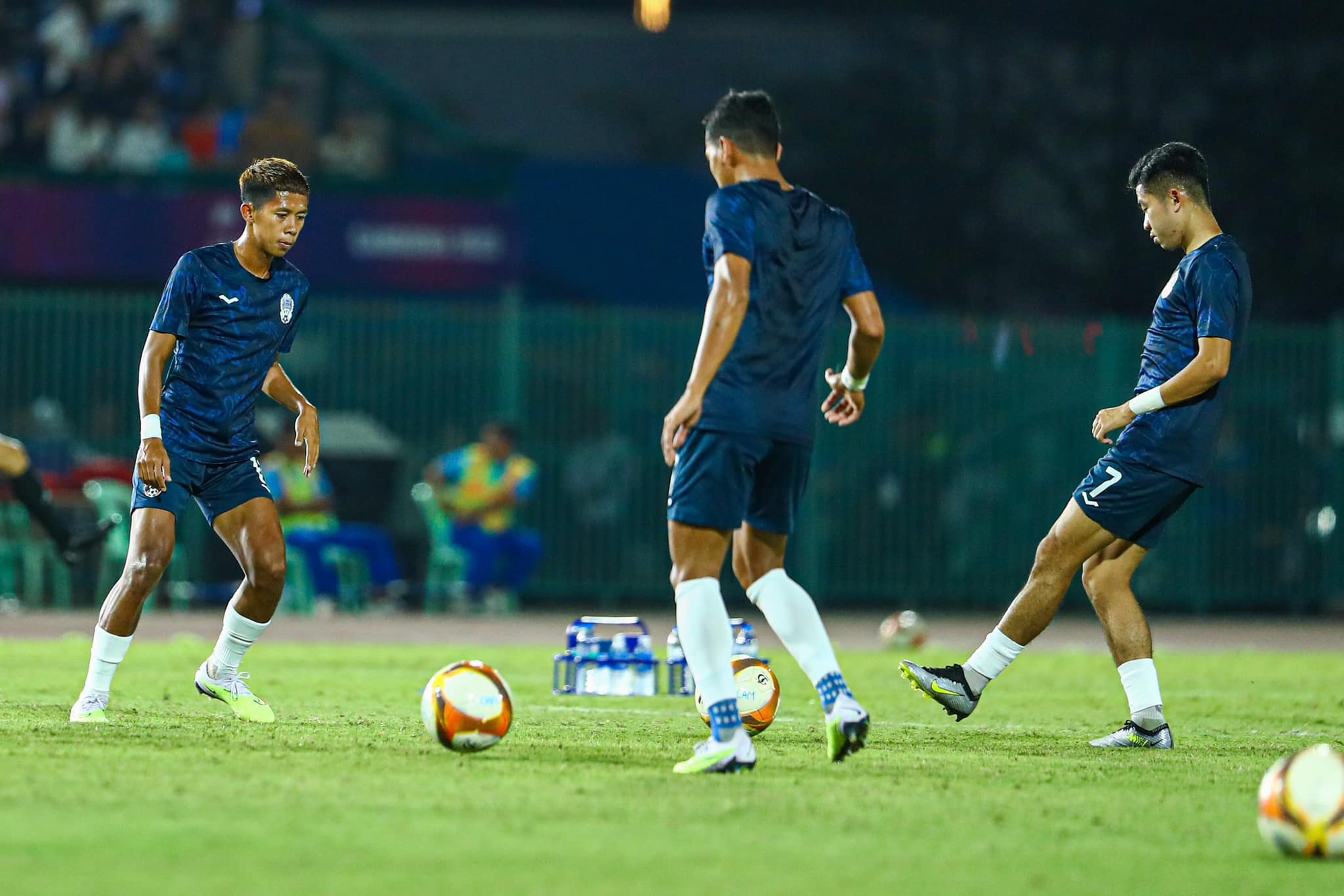 Lịch phát sóng trực tiếp bóng đá nam SEA Games 32 ngày 10/5: U22 Campuchia bị loại? - Ảnh 1.