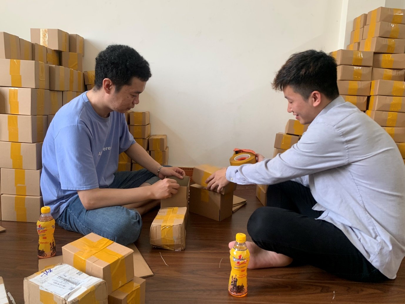 Đóng hàng liên tục và cách để không cạn kiệt năng lượng  - Ảnh 3.