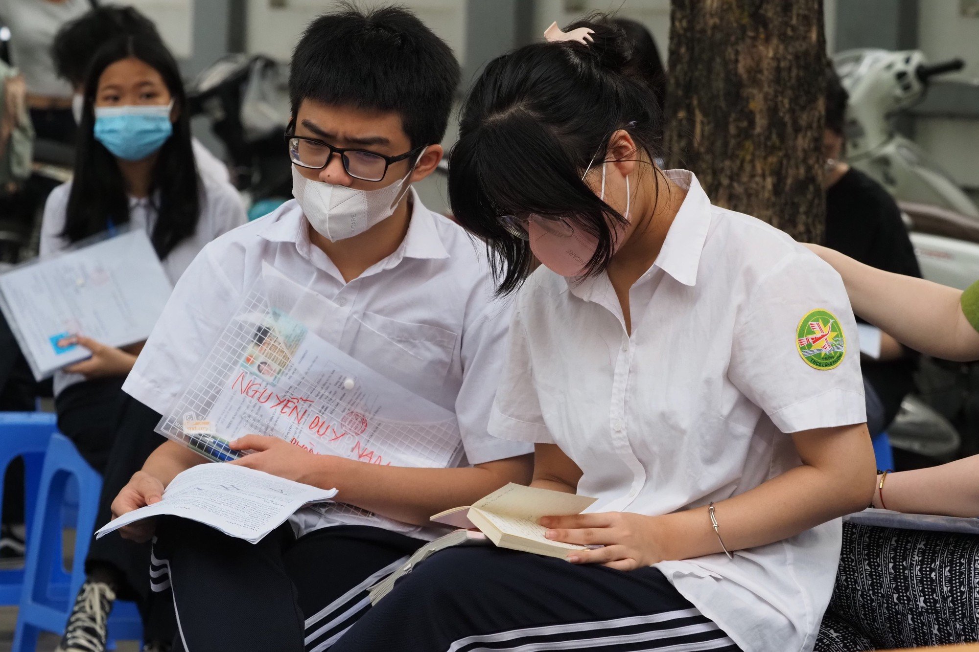 Gợi ý đáp án đề thi môn tiếng Anh lớp 10 Hà Nội năm 2023 đầy đủ nhất - Ảnh 1.