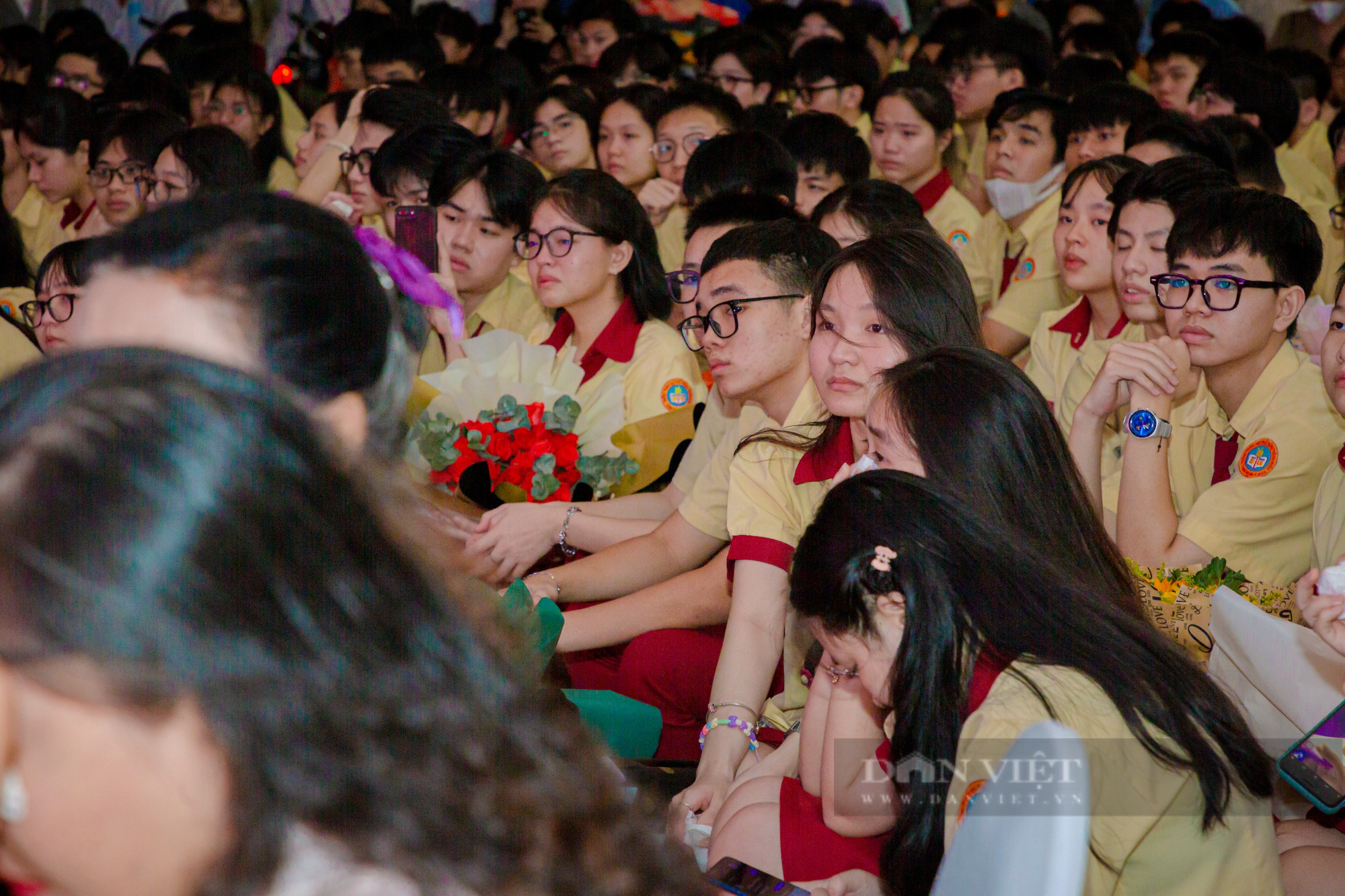 Thư gửi &quot;thiên thần không cánh&quot;: Nếu không có mẹ, đời con sẽ mãi chỉ là vầng trăng khuyết - Ảnh 2.
