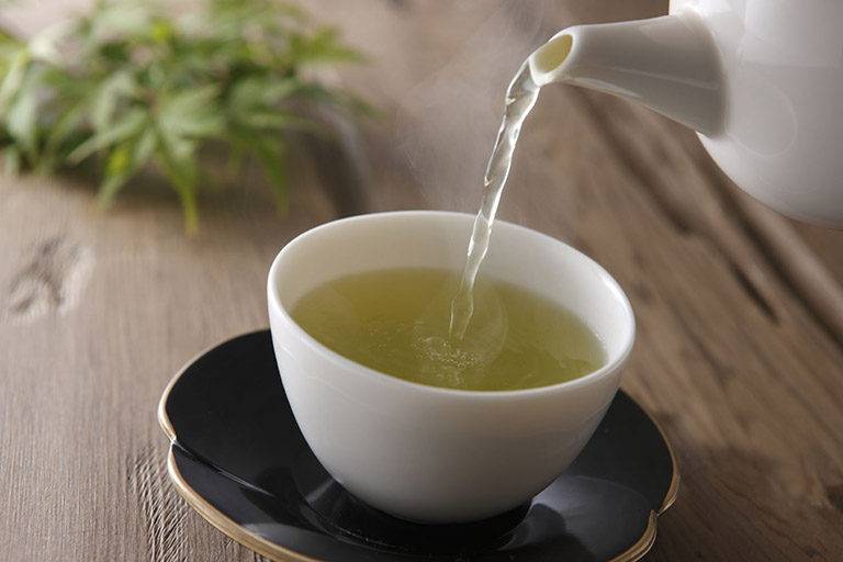 Một loại lá làm nên thứ nước uống có từ cổ xưa không ngờ lại là thần dược, chống lão hóa, ngừa ung thư - Ảnh 2.