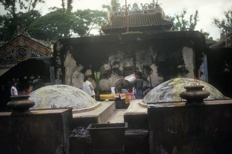 Lăng Ông Bà Chiểu thờ vị khai quốc công thần nào của nhà Nguyễn? - Ảnh 2.
