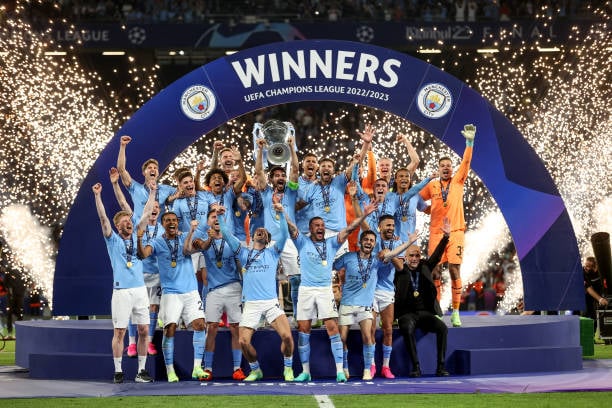 Hậu cú &quot;ăn ba&quot; lịch sử, Man City thanh lý 7 cái tên - Ảnh 1.