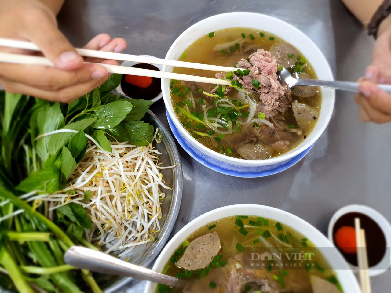 Chủ nhà hàng ở Sài Gòn bất ngờ vì mới khai trương chưa được 1 năm đã được Michelin để ý - Ảnh 3.